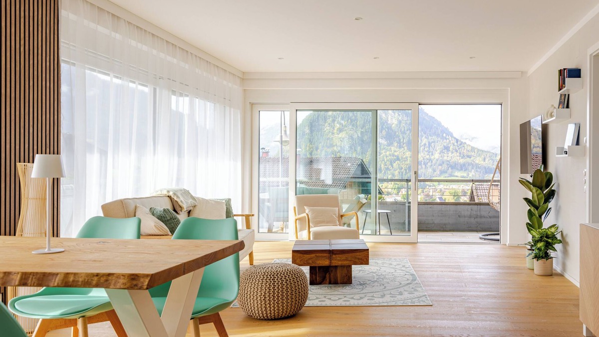 Heitlern Apartment | Stunning Mountain Panorama & Cozy Allgäu Retreat Near Ski Areasn