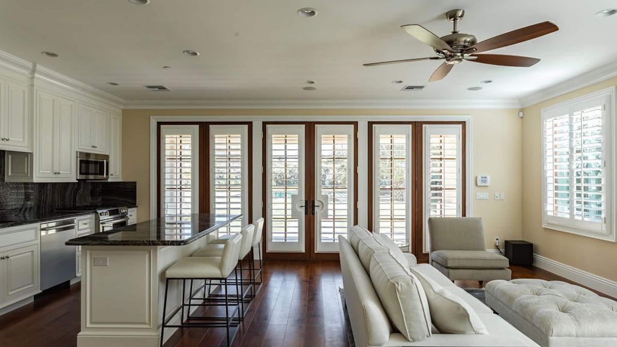 Paradise Valley House | Stunning, new Paradise Valley guest house with mountain views