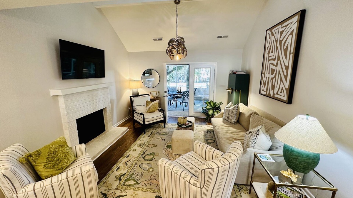 Tarpon Pond House | Stunning Newly Renovated Tarpon Pond Cottage Golf & Marsh Views Seabrook Island