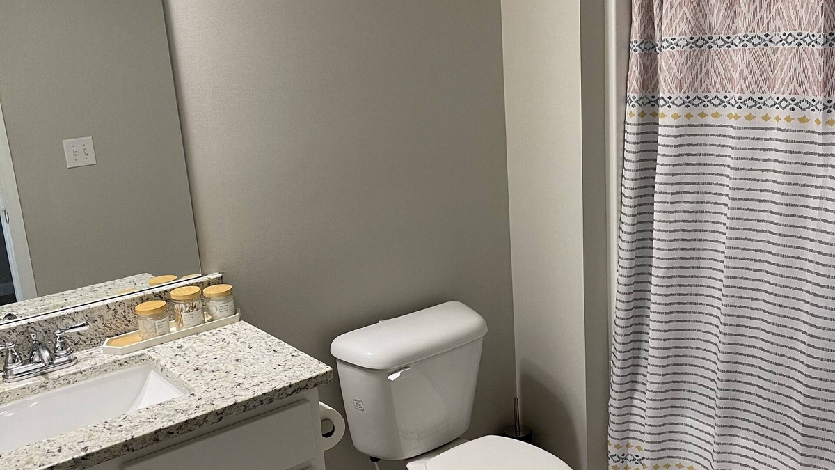 Duluth Apartment | Stunning One Bedroom Private Room