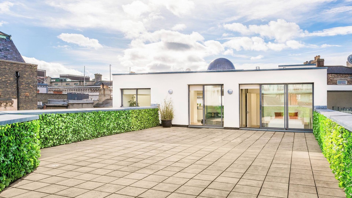 Temple Bar Apartment | Stunning Penthouse in the heart of Dublin