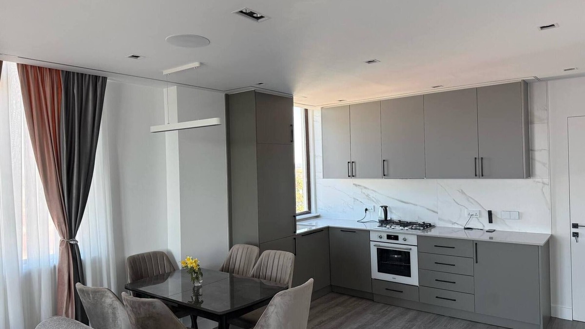 Kobuleti Apartment | Stunning Penthouse with Sea, Mountain & City Views Central Kobuleti This elegant