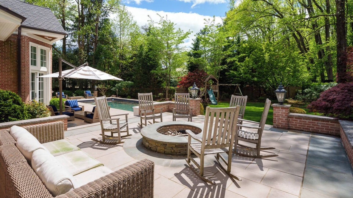 Princeton House | Stunning Princeton estate, pool, sport court, walk to town.