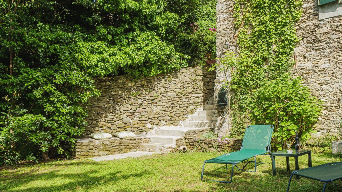 Stazzema House | Stunning private villa for 4 people with WIFI, TV, terrace, pets allowed and parking