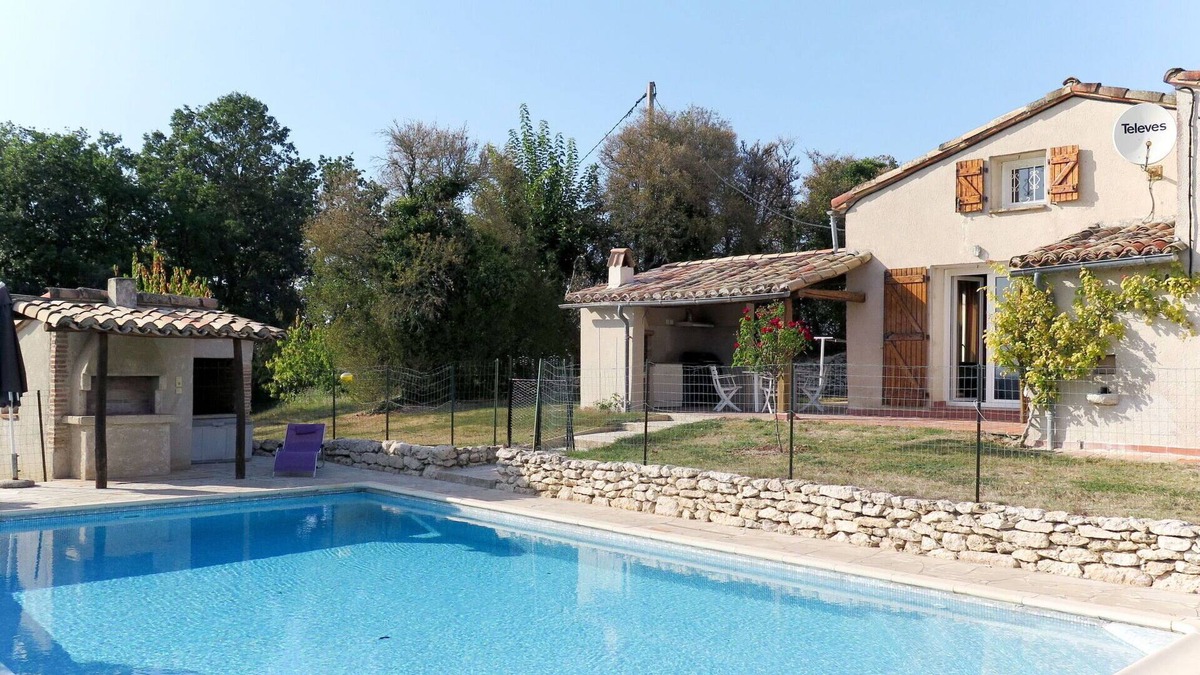 L'Honor-de-Cos Villa | Stunning private villa with private pool, TV, terrace, pets allowed, panoramic view and parking