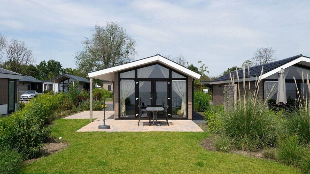 Enkhuizen House | Stunning private villa for 4 people with WIFI, TV and terrace