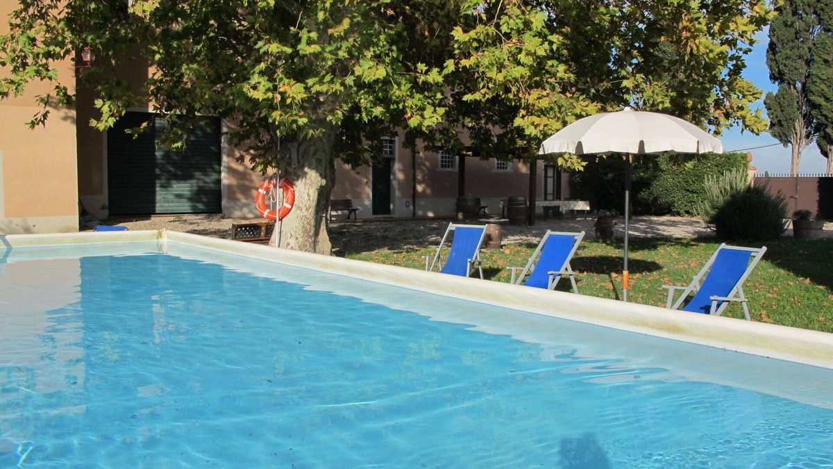 San Miniato House | Stunning private villa for 33 guests with WIFI, private pool, TV, patio, pets allowed and parking