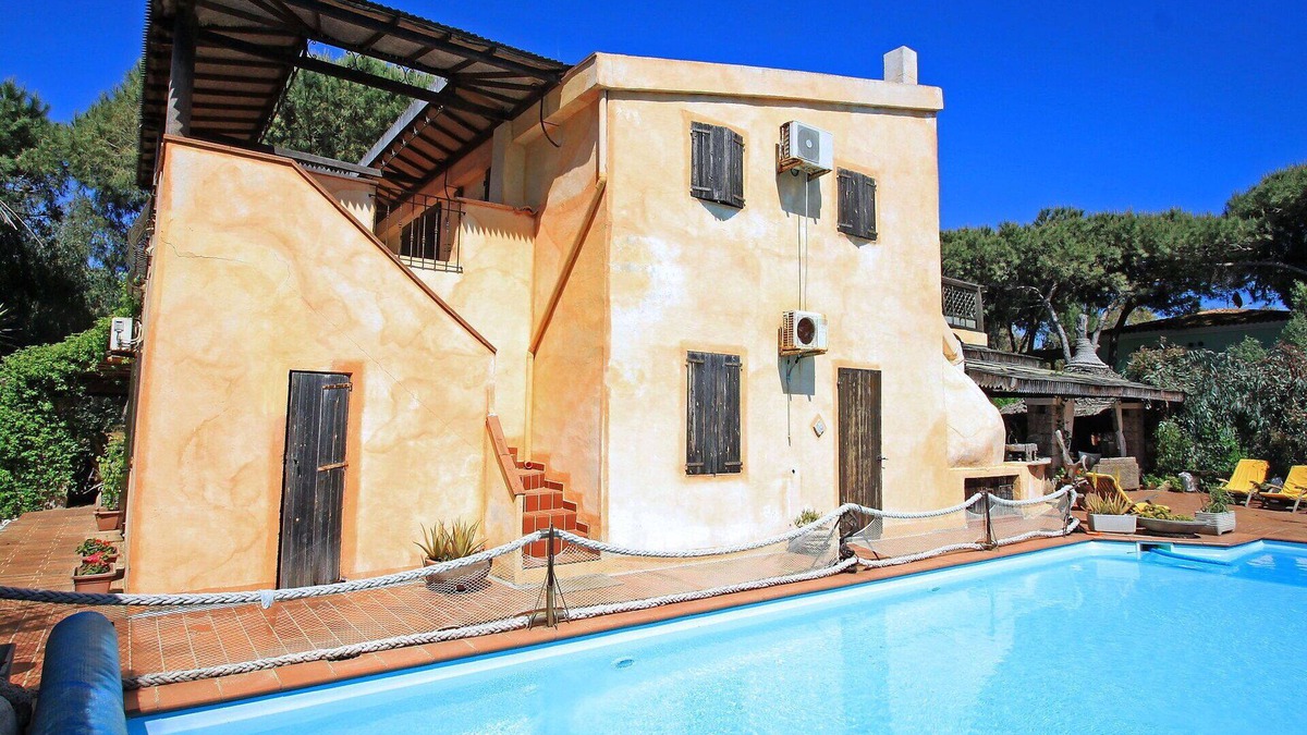 San Pietro a Mare Villa | Stunning private villa with private pool, A/C, WIFI, TV, patio, pets allowed and parking