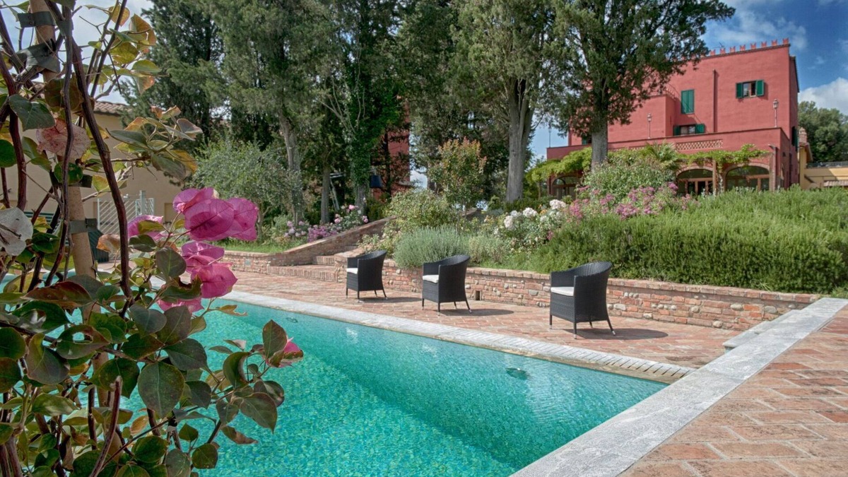 Castelfiorentino Villa | Stunning private villa with private pool, sauna, WIFI, hot tub, TV, terrace and panoramic view