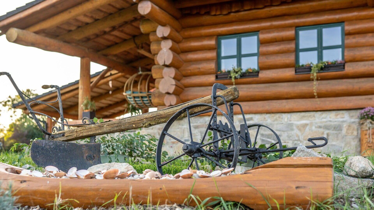 Benesov nad Cernou House | Stunning private villa for 12 people with WIFI, patio, pets allowed and parking