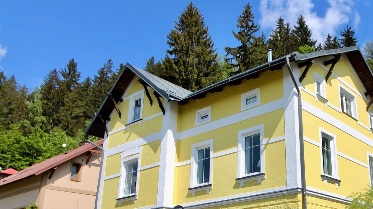 Svoboda nad Upou Villa | Stunning private villa for 12 people with WIFI, TV and parking