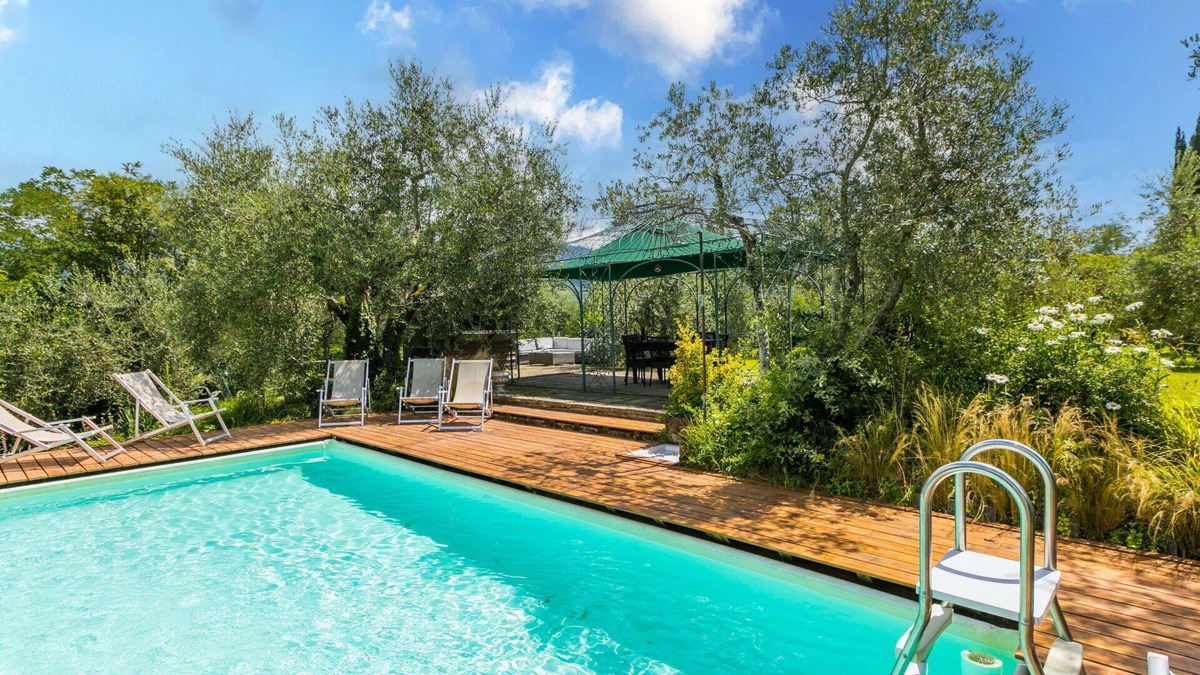 Pian di Sco Villa | Stunning private villa for 6 people with WIFI, private pool, TV, panoramic view and parking