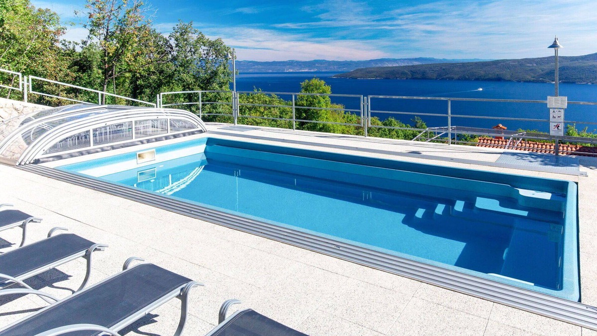 Zagorje House | Stunning private villa for 10 guests with WIFI, A/C, private pool, TV and terrace