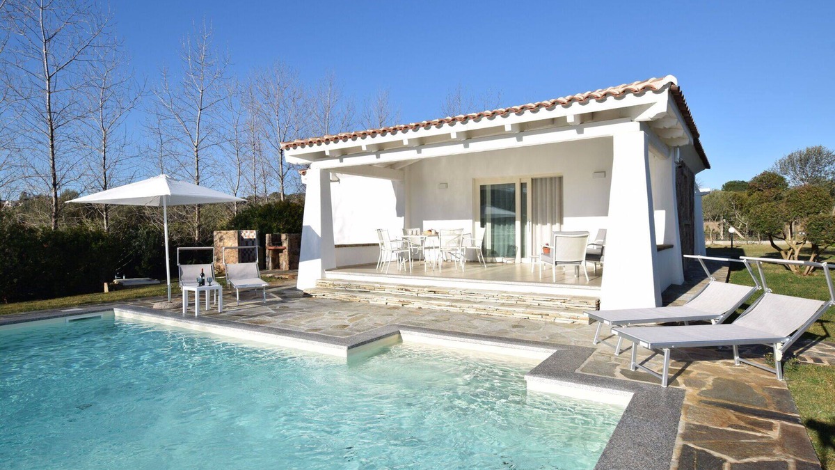 Limpiddu Villa | Stunning private villa for 8 guests with WIFI, private pool, A/C and panoramic view