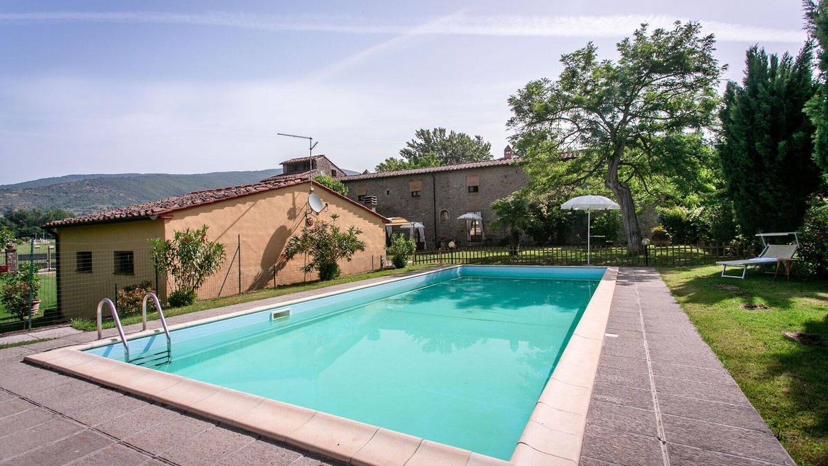 Sodo Villa | Stunning private villa for 18 guests with WIFI, A/C, private pool and TV