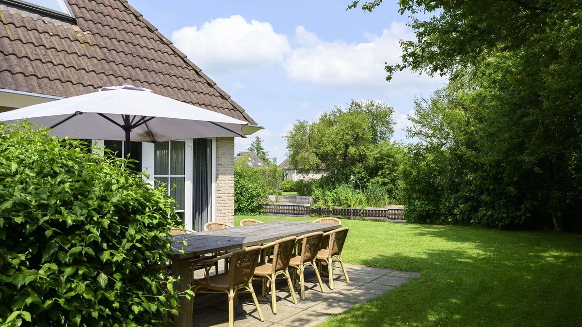 Municipality of Smallingerland House | Stunning private villa for 10 people with WIFI, TV, terrace and parking