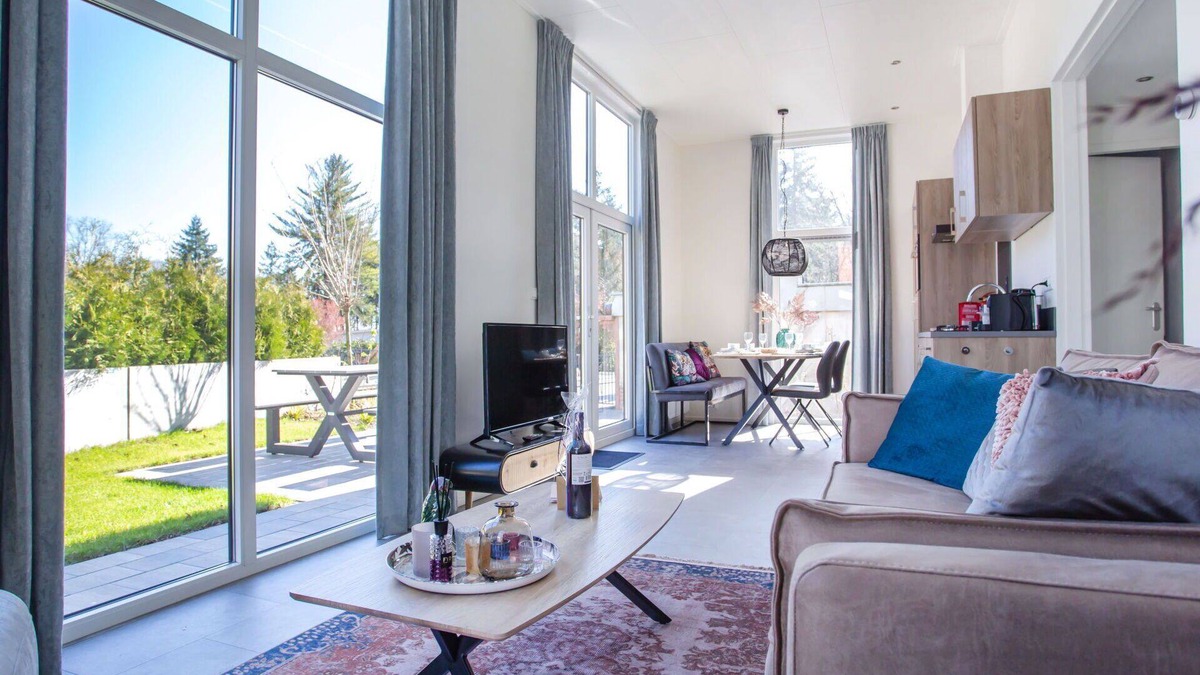 Municipality of Rhenen House | Stunning private villa for 4 guests with pool, WIFI, TV, terrace and parking