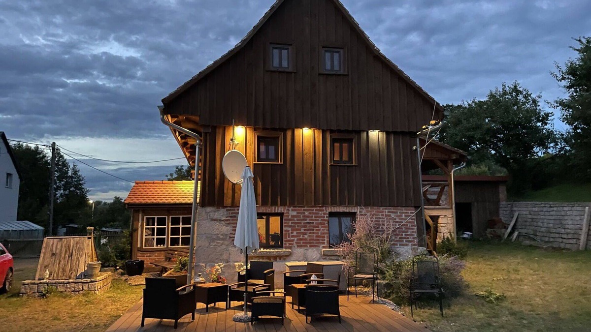 Lwowek Slaski Villa | Stunning private villa for 6 people with WIFI, TV, terrace, pets allowed, panoramic view and par.
