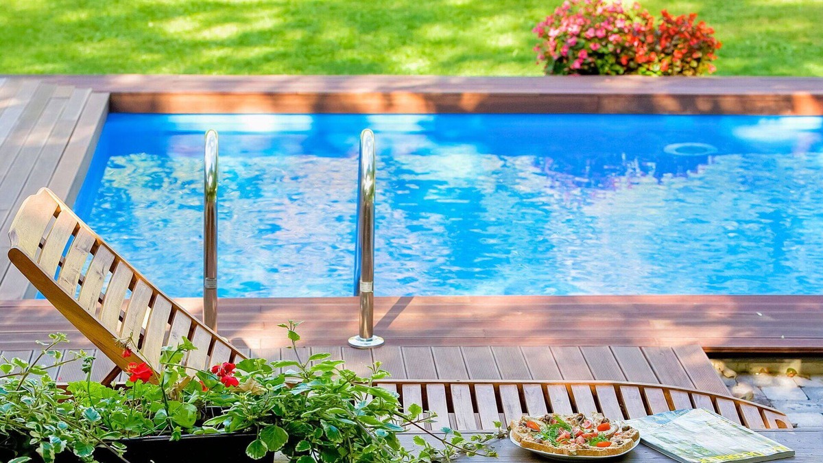 Matulji House | Stunning private villa with hot tub, private pool, A/C, WIFI, TV, patio, pets allowed and parking