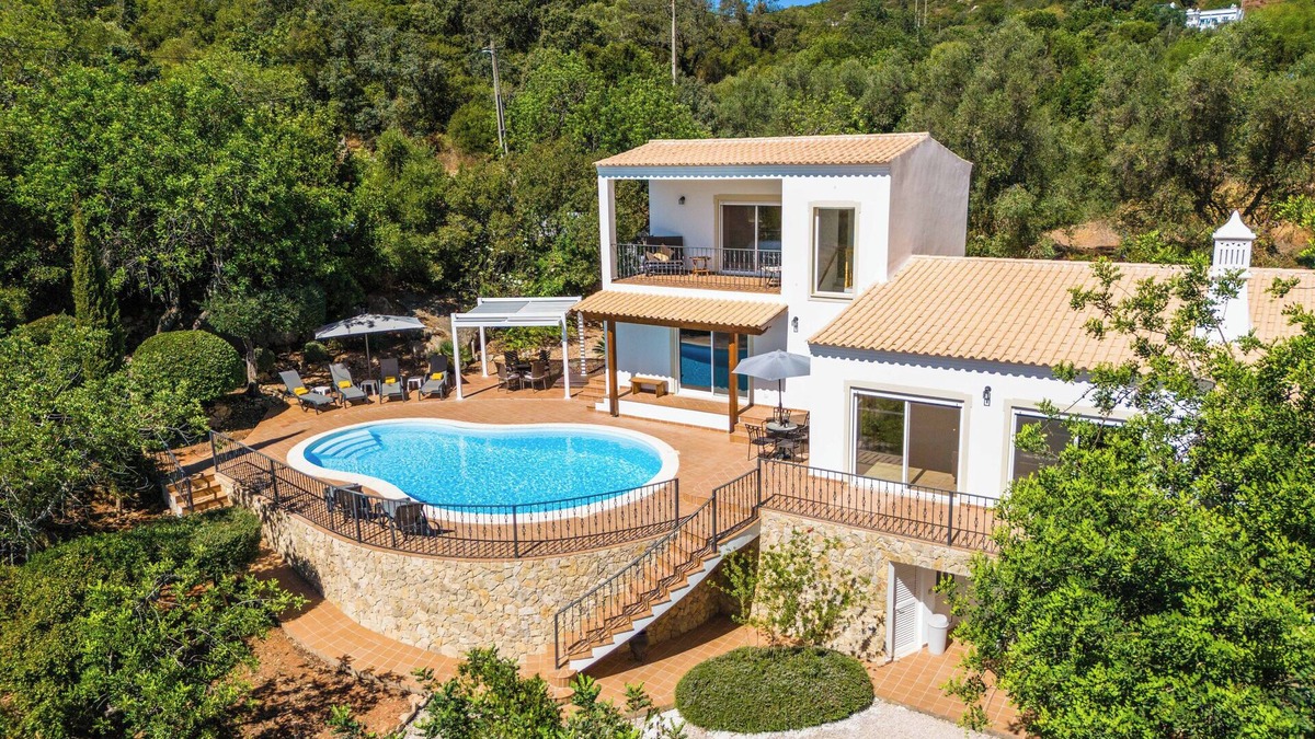 Sao Bras de Alportel Villa | Stunning villa, ideal for families or groups seeking comfort and privacy