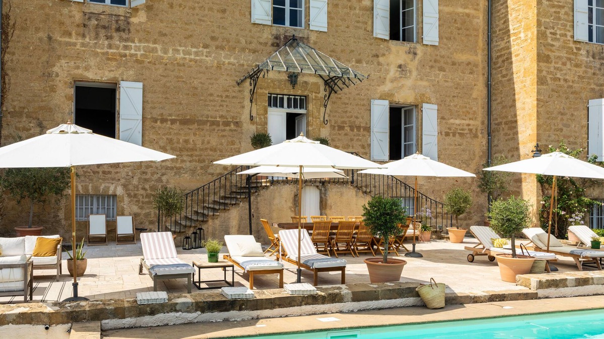 Lussan House | Stunning refurbished Chateau in South West France