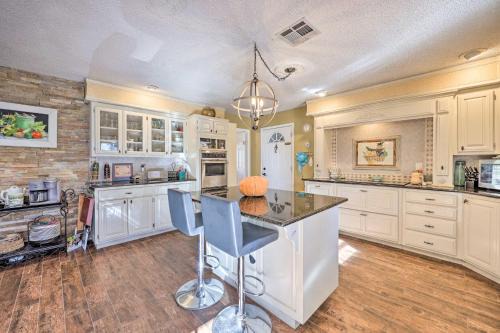 Rogers Villa | Stunning Rogers Villa with Pond about 7 Mi to Lake
