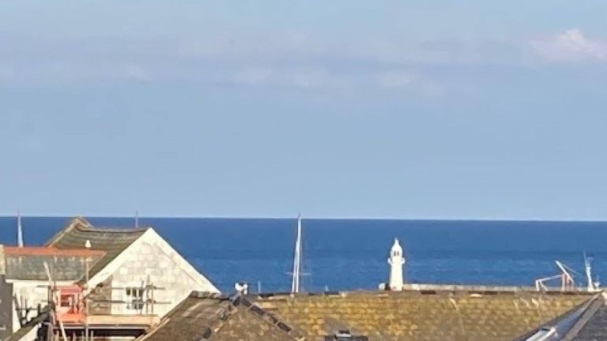 Mevagissey Cottage | Stunning Sea/Harbour Views in a Beautiful Stone Built Cottage - Village Location