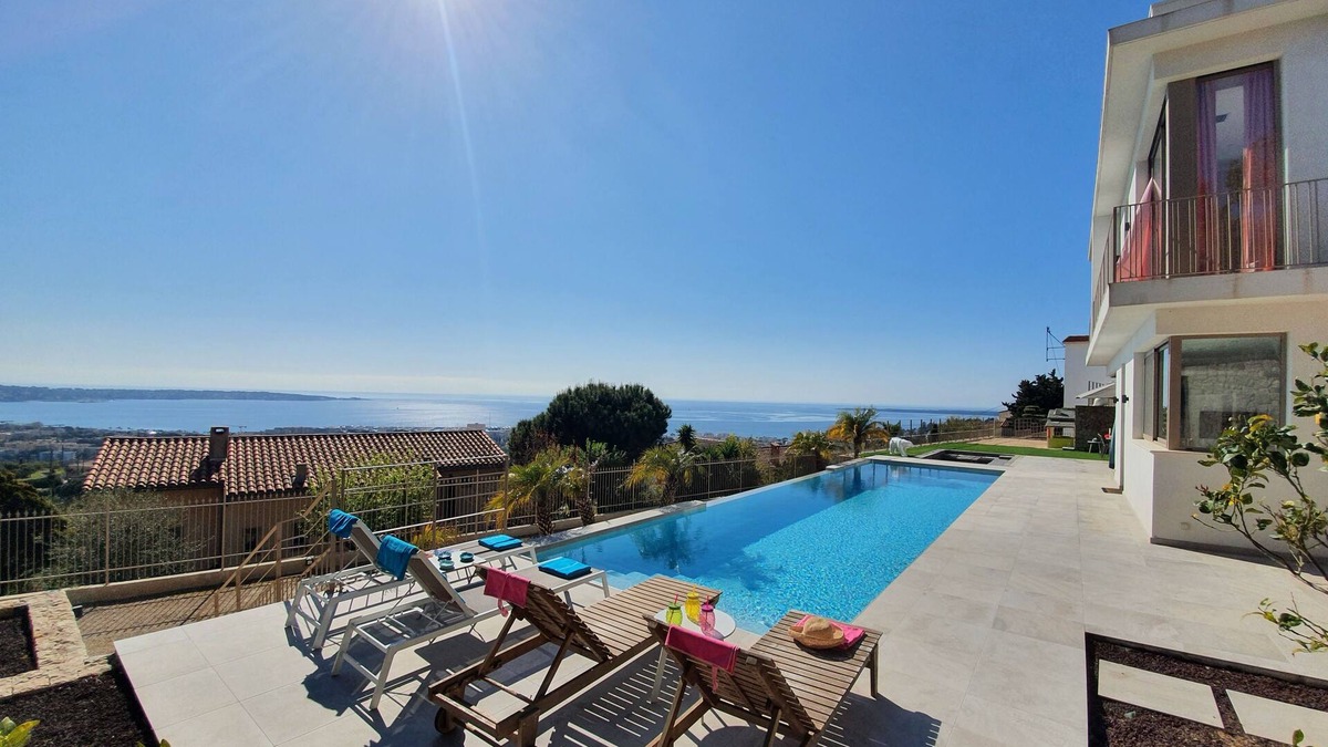 Golfe Juan Villa | Stunning sea view - Californian house
