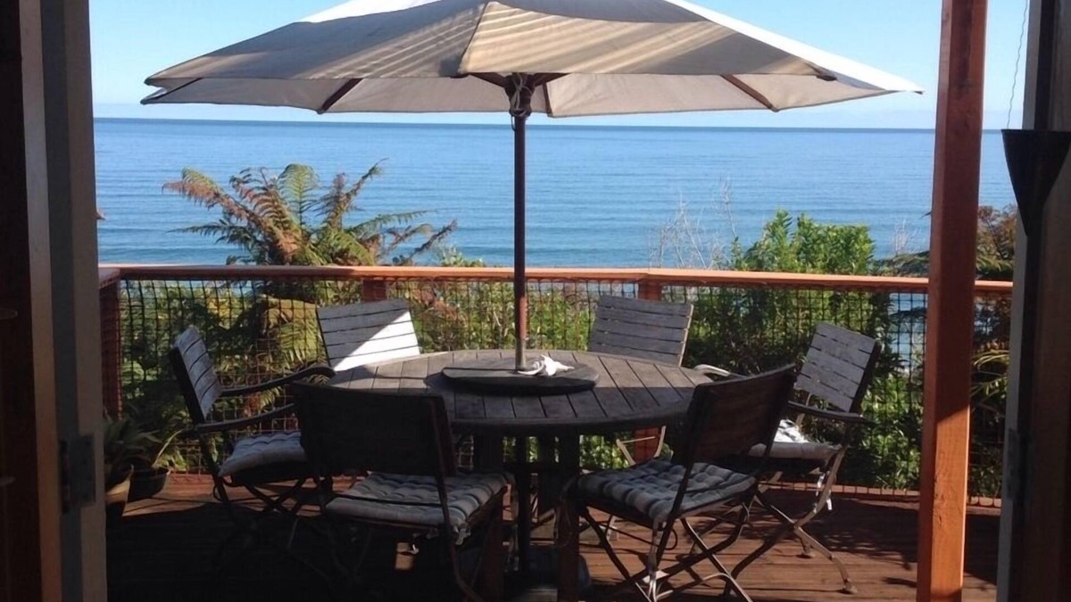 Paparoa National Park House | Stunning sea views, sunsets in a cosy holiday home suitable for families/couples