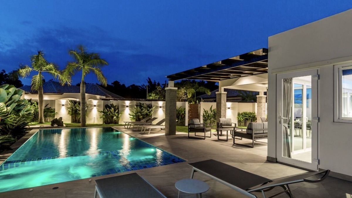 Hua Hin Villa | Stunning Spacious Private Pool Villa - Hua Hin