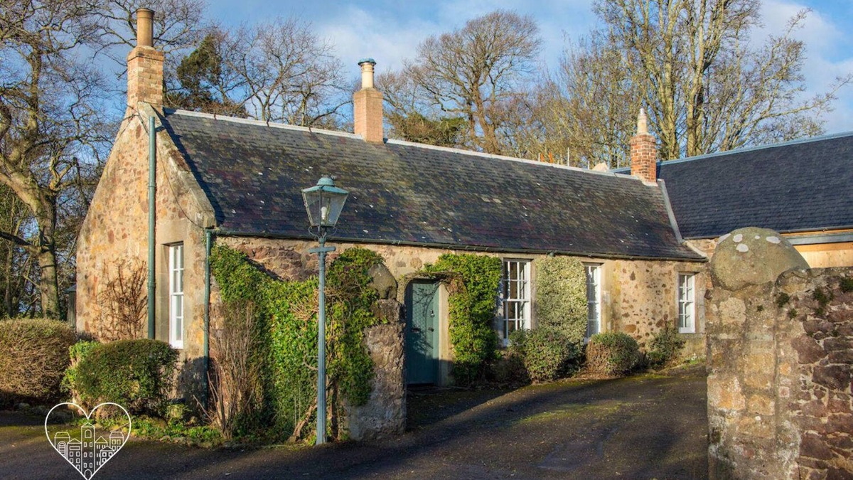 North Berwick House | Stunning Stables Cottage in East Lothian Country Estate