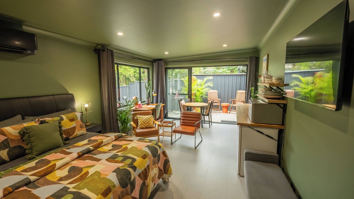 Berkeley Apartment | Stunning Studio in Berkeley - Entire Private Guesthouse + No Shared Spaces