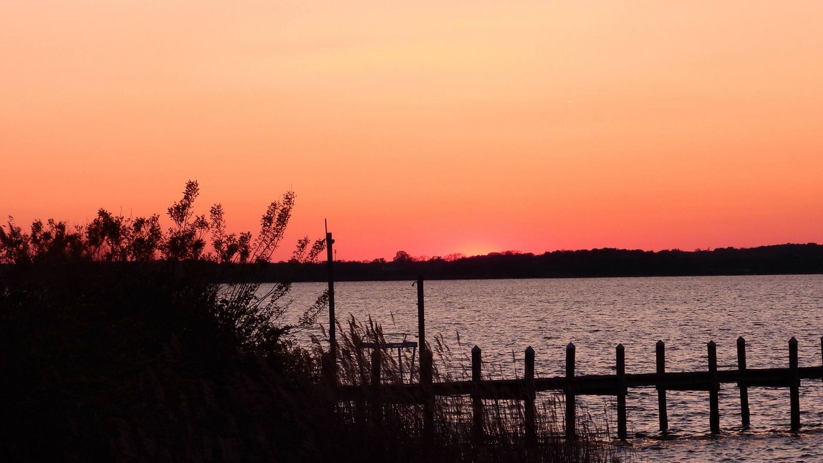Leonardtown Apartment | Stunning sunsets Leonardtown apartment