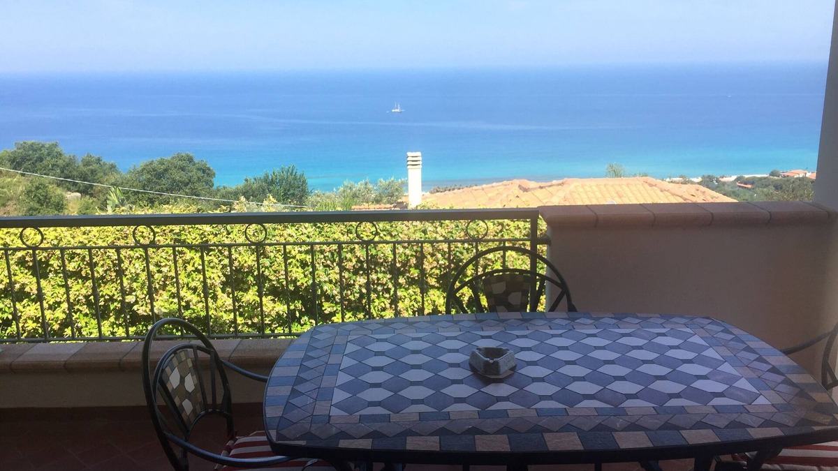 Marina di Zambrone Villa | STUNNING SUNSETS-Zambrone/Tropea -A/C-WIFI-SEA VIEW- Private - Villa Querencia