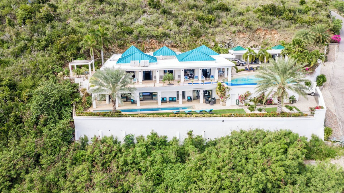 Oyster Pond Villa | Stunning Villa Movina with Gym, Two Pools, and Breathtaking Views of St. Barts