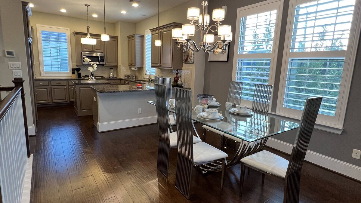 Memorial House | Stunning Three-Story Home in Gated Community – Modern Luxury!