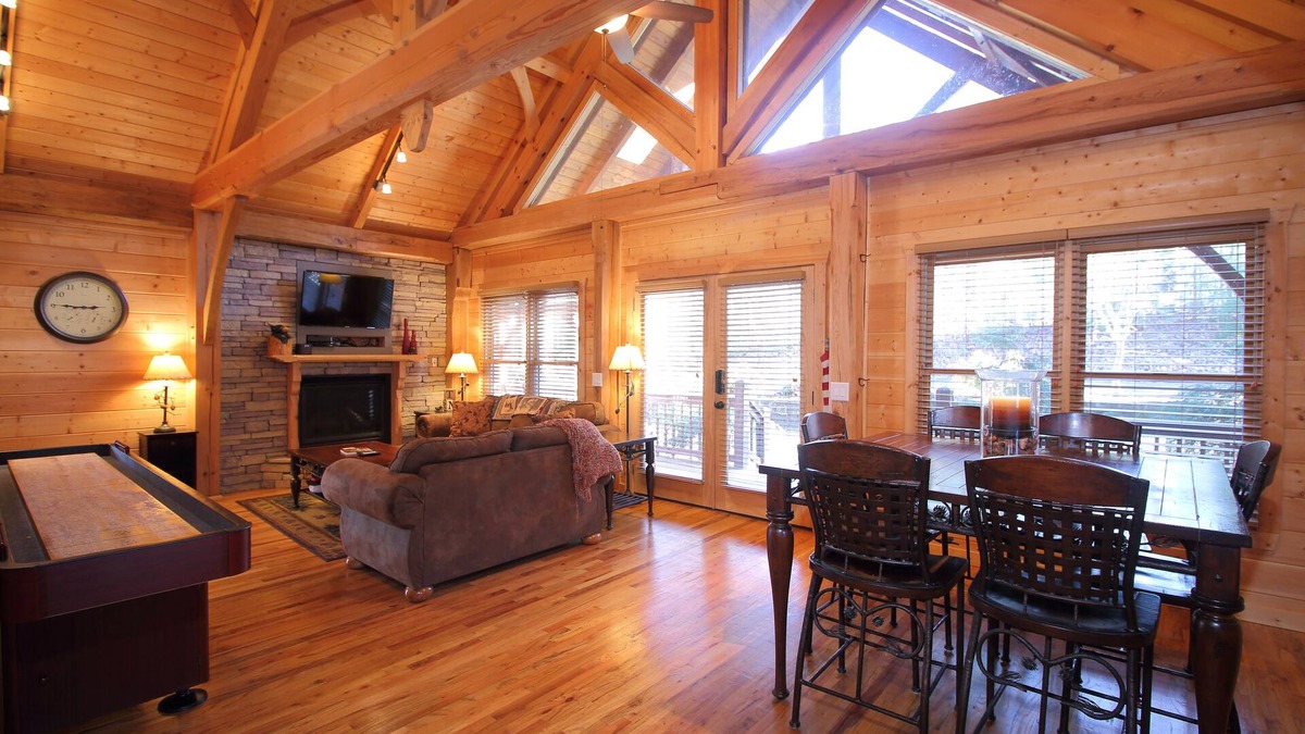 Wears Valley Cabin | Stunning!Timber Frame smart cabin