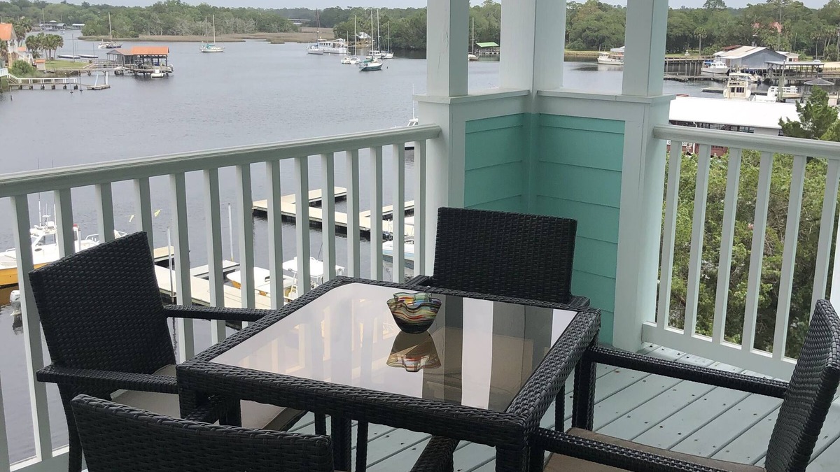 Steinhatchee Condo | Stunning Top Floor Views of The Steinhatchee River with Private Boat Slip/Pool!