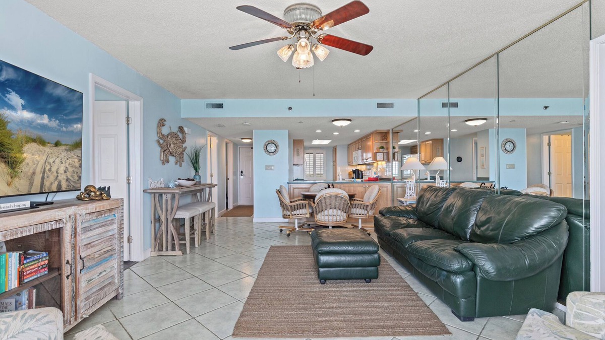 Lower Grand Lagoon Condo | Stunning Top-Floor 3BR Condo 1306 with Panoramic Gulf Views
