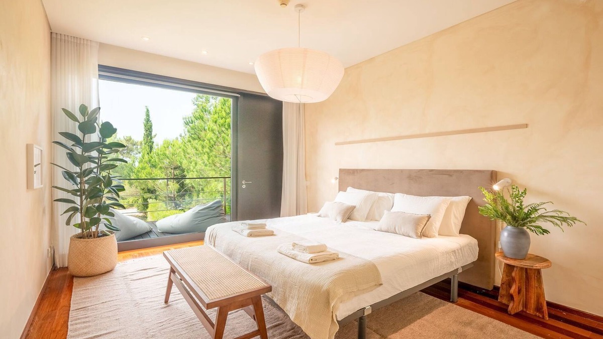 Carvalhal House | Stunning Tróia II by LovelyStay