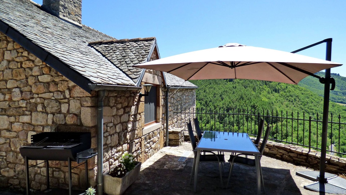 Cantobre Cottage | Stunning Valley Views from our 3* Gîte bordering the Cévennes and Grands Causses