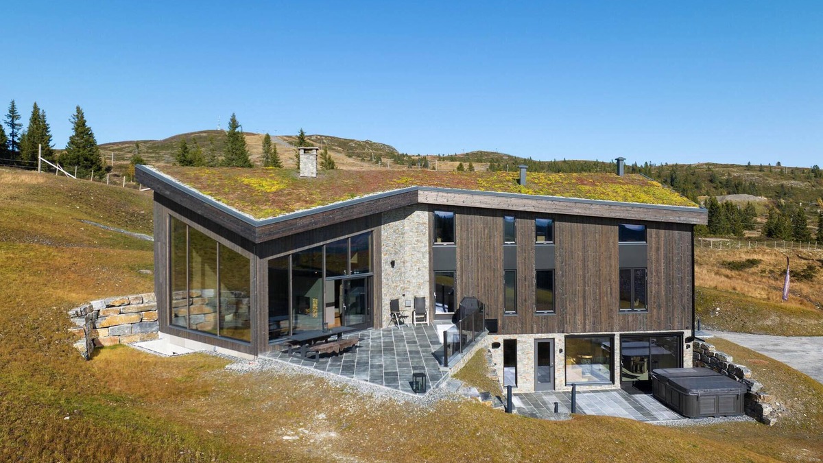 Kamben House | Stunning view in holiday home