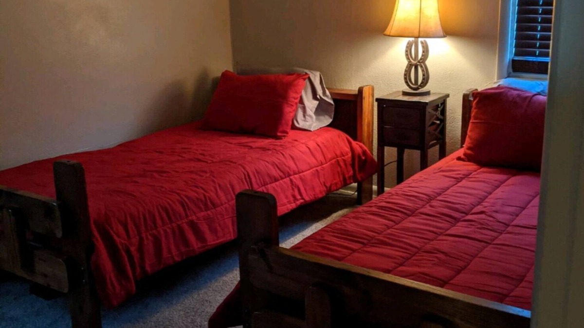 Angora Cottage | Stunning view of Chimney Rock