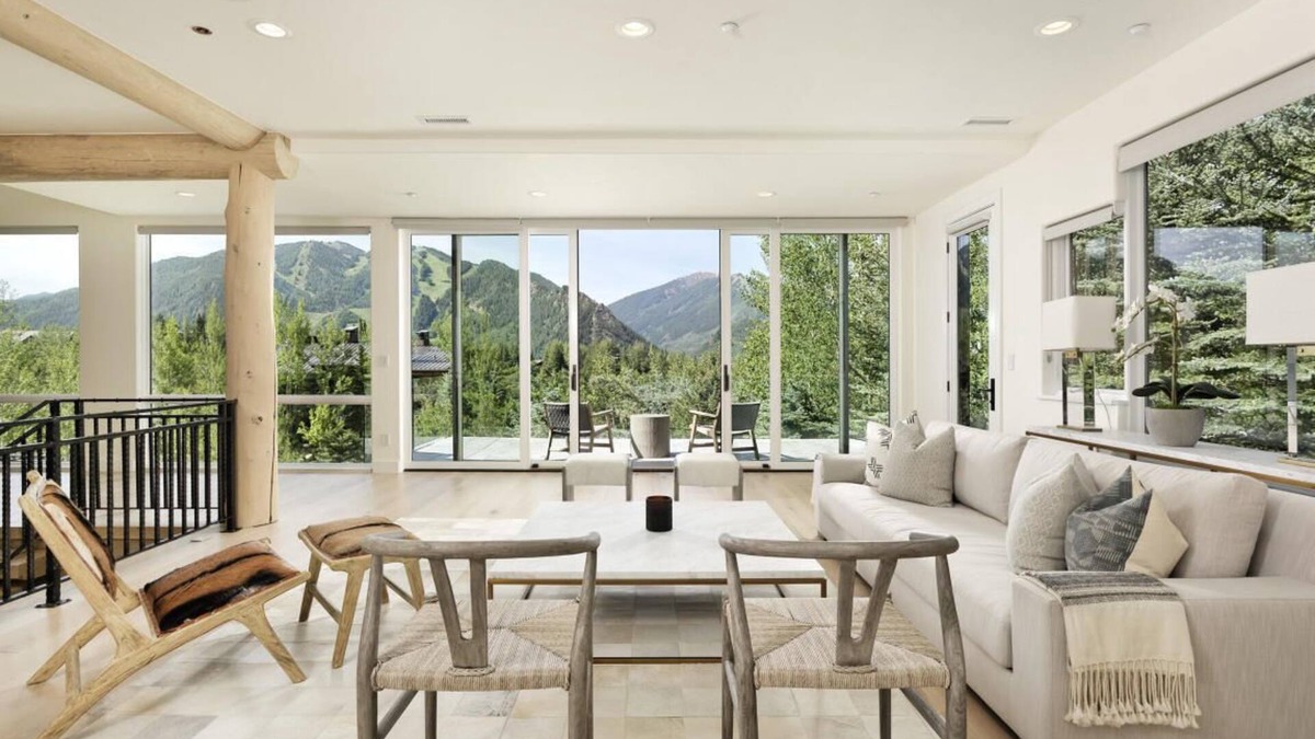 Red Mountain House | Stunning View Red Mtn Property 2 Min From Town