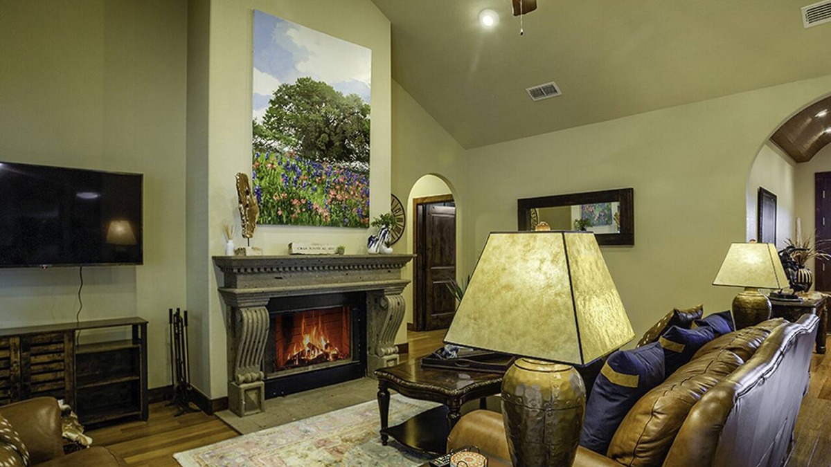 Hunt House | Stunning Views and Awesome Guadalupe River Access! Sleeps 10!
