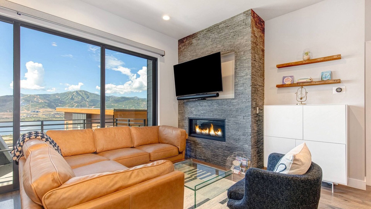 Hideout House | Stunning Views, Family Fun & Steps from Deer Valley’s New East Village