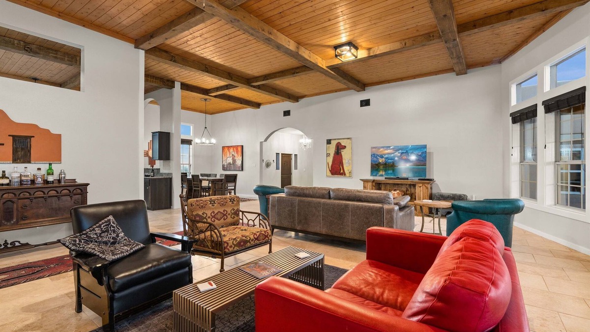 Canoncito House | Stunning Views, Privacy, Dog-friendly Fenced Yard, King Beds, Monthly Discounts.