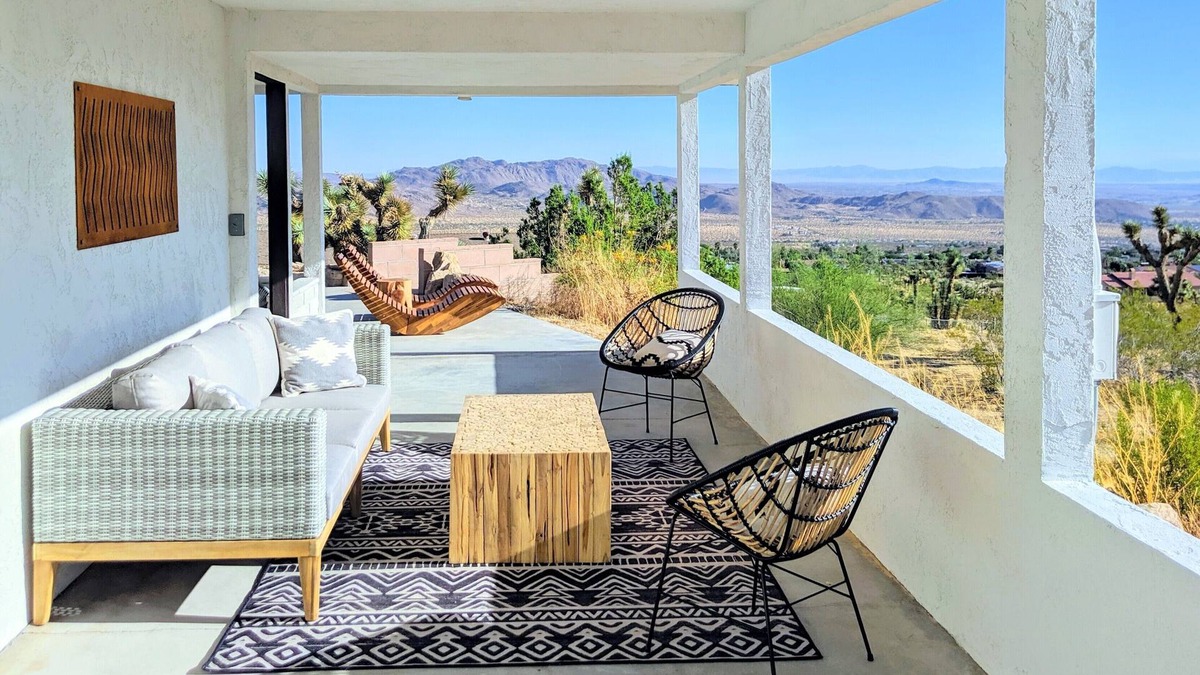 Joshua Tree House | Stunning Views: Rockwood Hill House