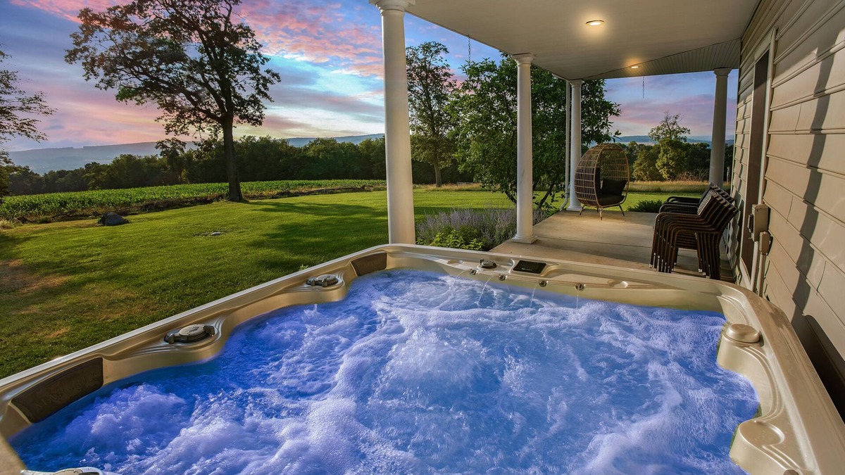 York House | Stunning Views, Sleeps 20, Horses, Hot Tub, 7 bedrooms