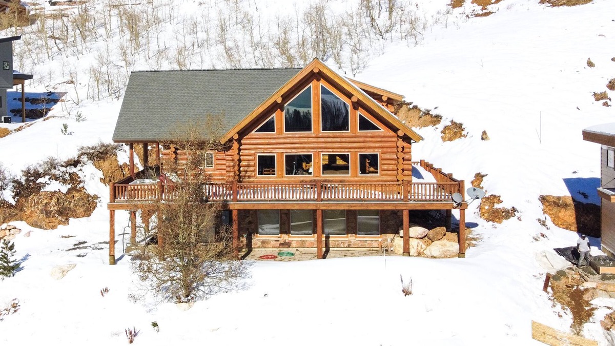 Powder Mountain Cabin | Stunning views, slopeside, welcoming cabin with hot tub and room for everyone
